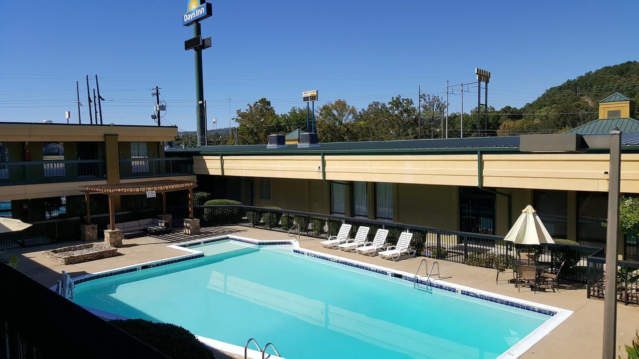 Days Inn By Wyndham Attalla Exterior photo